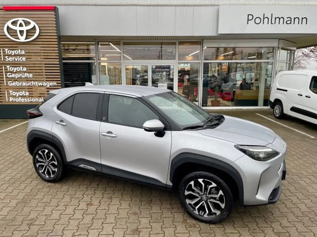 Toyota Yaris Cross Team D