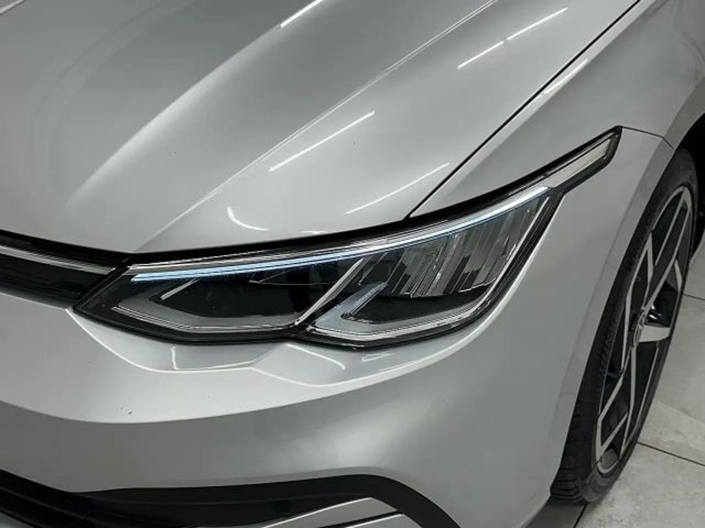 Volkswagen Golf DSG Life Variant