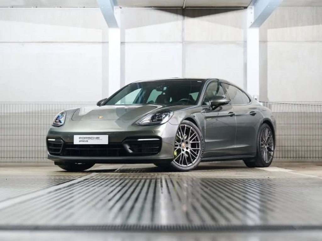 Porsche Panamera E-Hybrid Platinum Edition 4