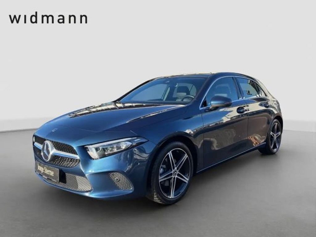 Mercedes-Benz A-Klasse A 180 **Multibeam*360°Kamera*Panorama*Navi*PTS**