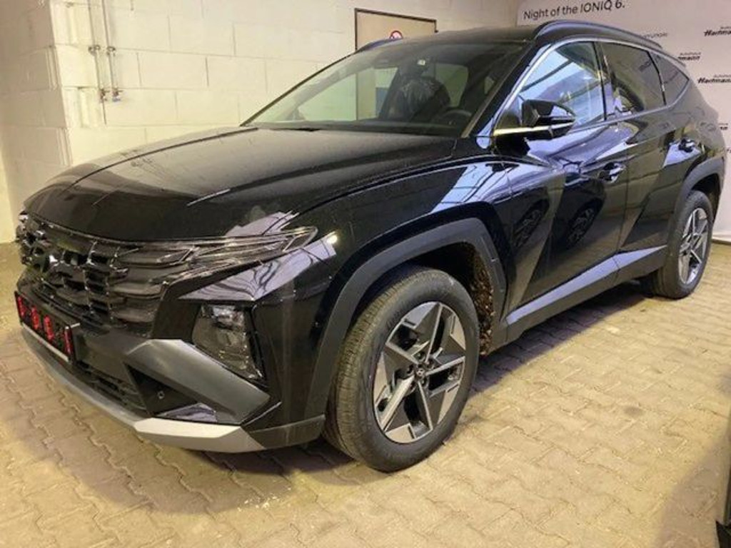 Hyundai Tucson Trend Hybrid 2WD