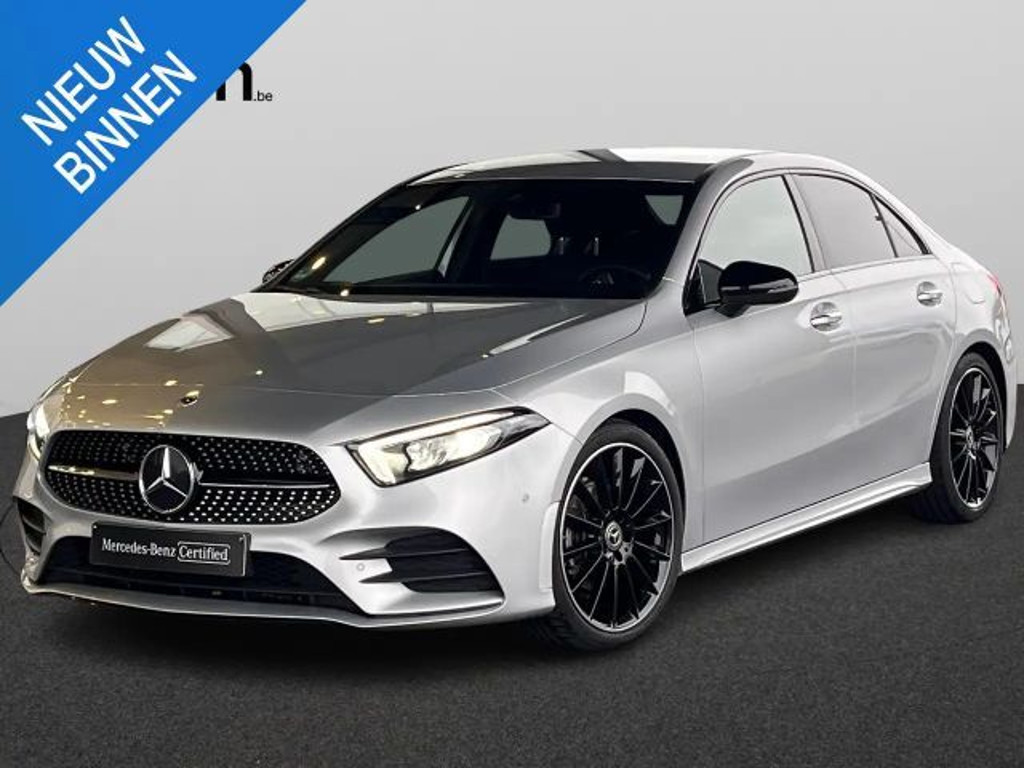 Mercedes-Benz A-Klasse A 200 AMG Line A 200 d