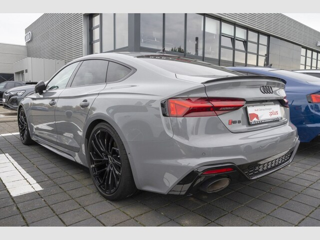 Audi RS5