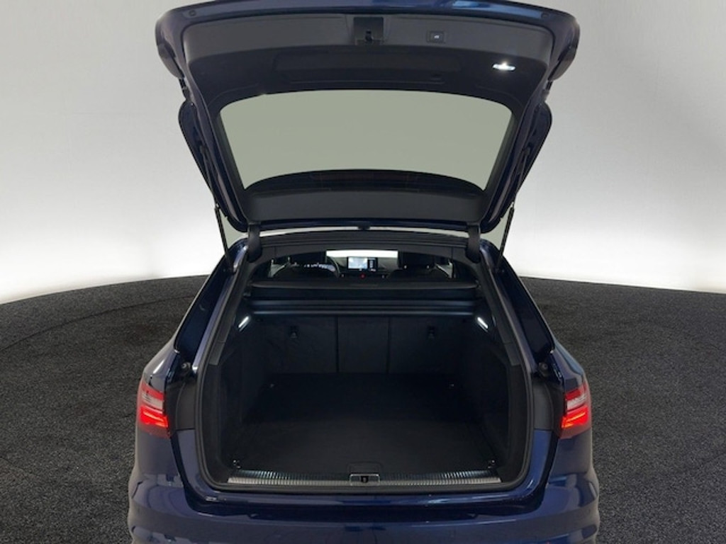 Audi A4 Avant S-Tronic 35 TFSI