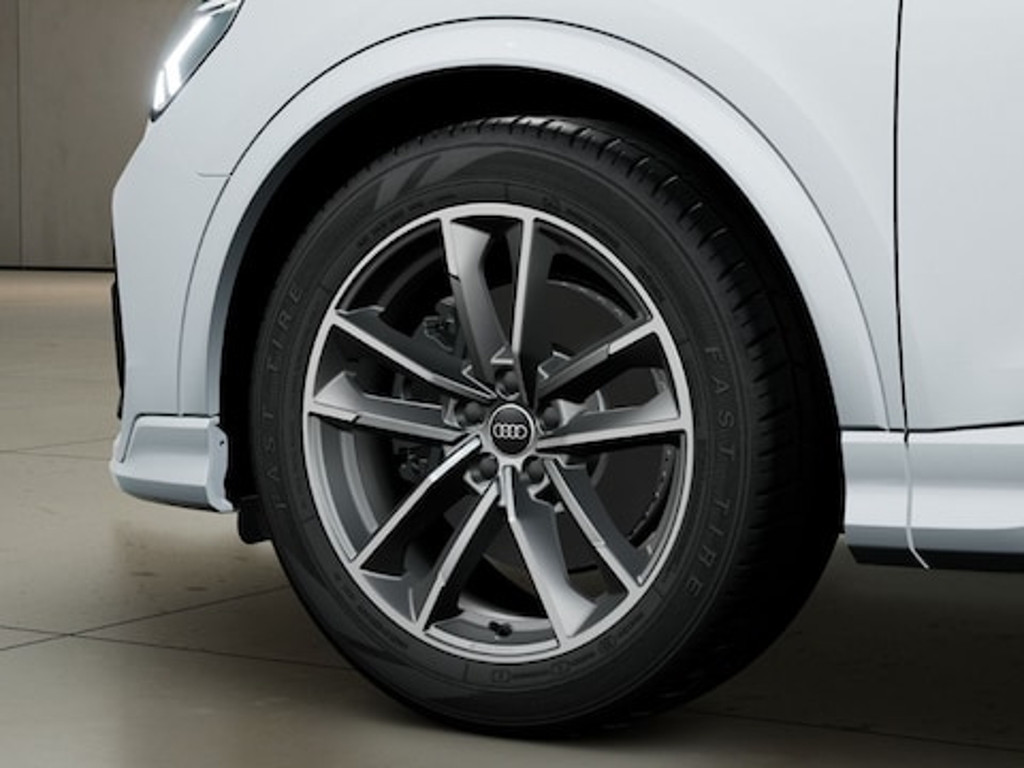 Audi Q3 Quattro S-Line S-Tronic 40 TDI