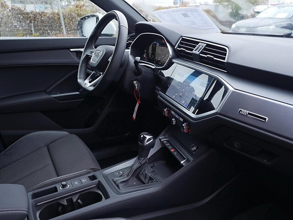 Audi Q3 S-Tronic Hybride 45 TFSI