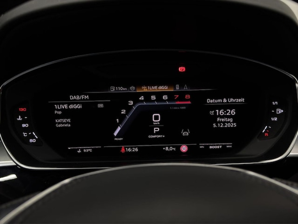 Audi S8