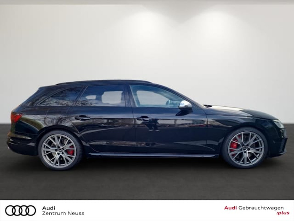 Audi S4 Avant Quattro