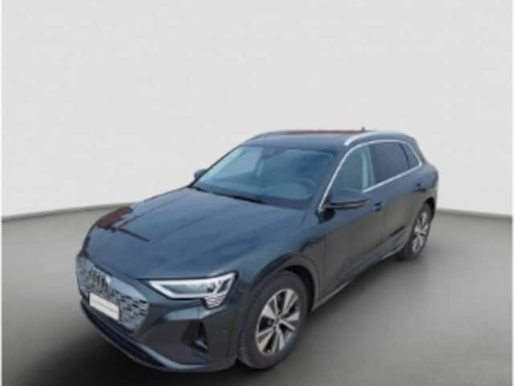 Audi Q8 e-tron Quattro 55