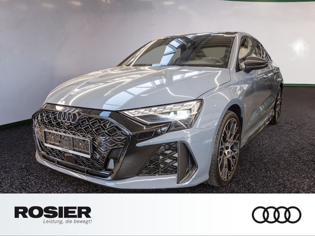 Audi RS3 Sedan Quattro S-Tronic
