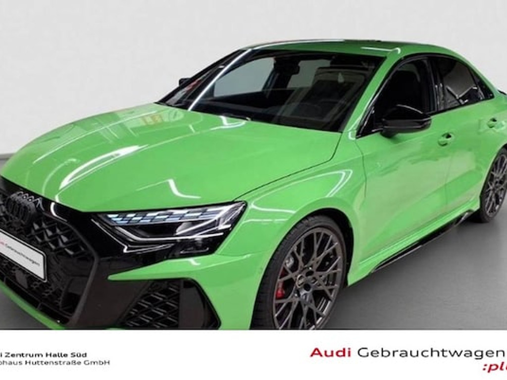 Audi RS3 Sedan Quattro S-Tronic