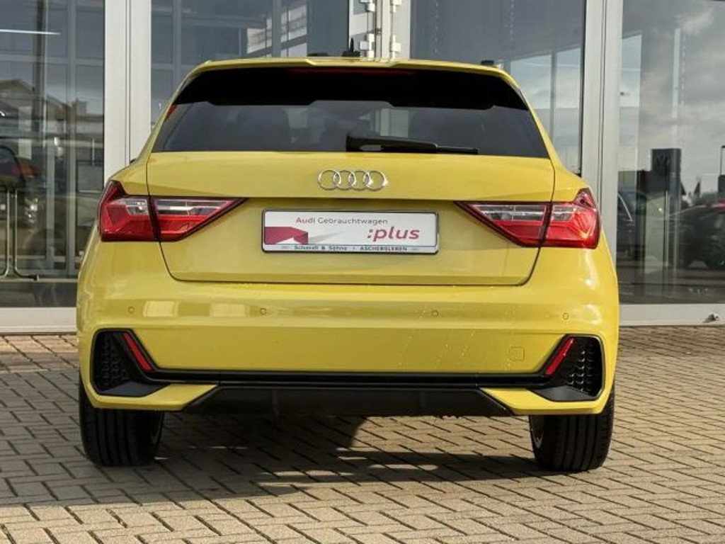 Audi A1 Sportback S-Line S-Tronic 1.0 TFSI