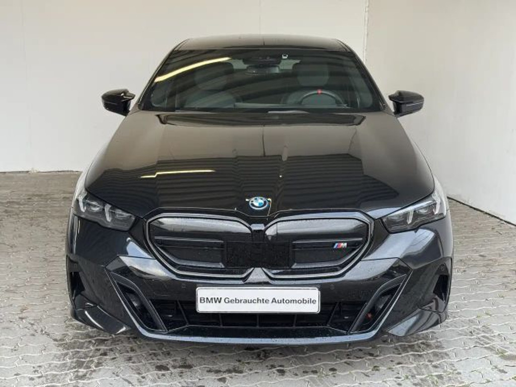 BMW i5 M-Sport xDrive Sedan M60