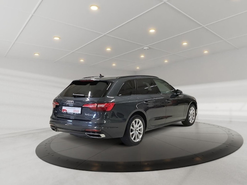 Audi A4 Avant S-Tronic