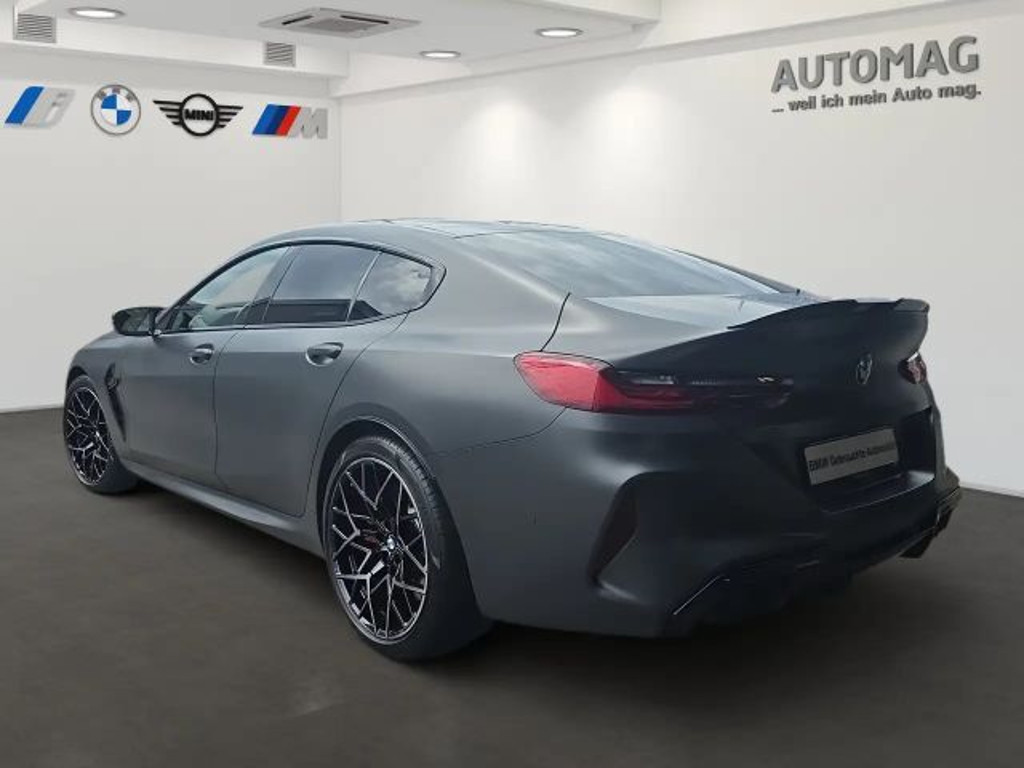 BMW M8