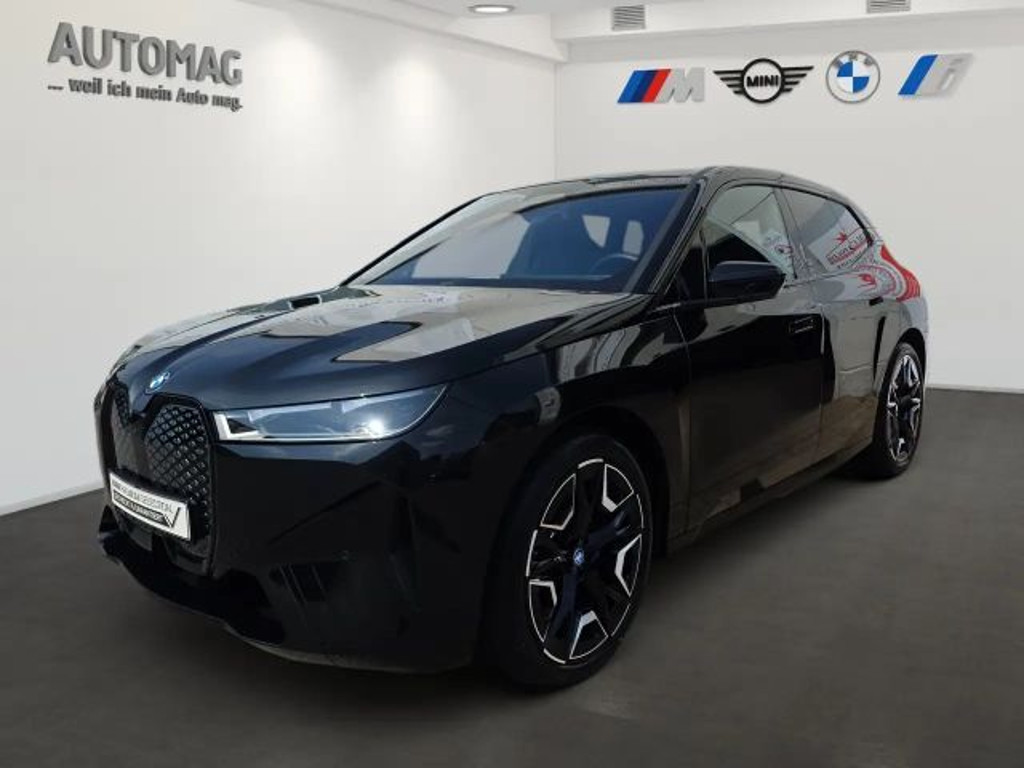BMW iX xDrive50
