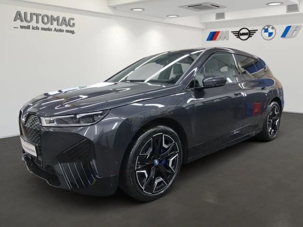 BMW iX xDrive40