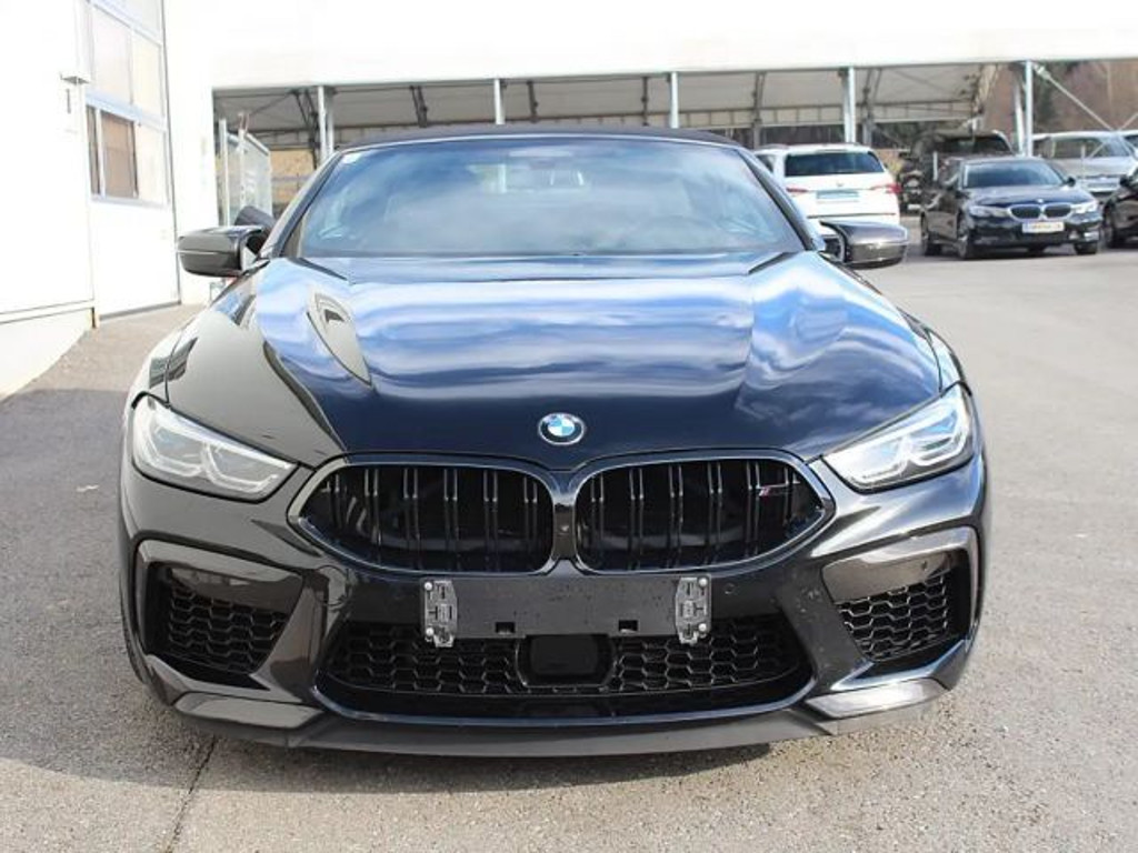BMW M8