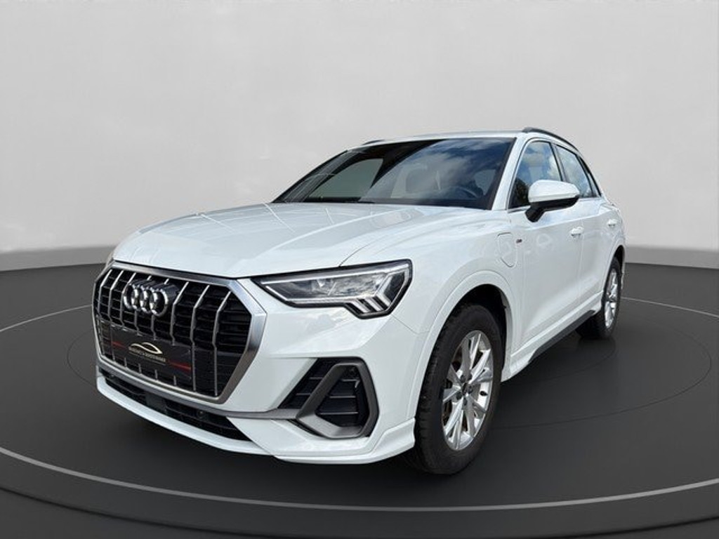 Audi Q3 S-Tronic Hybride 45 TFSI