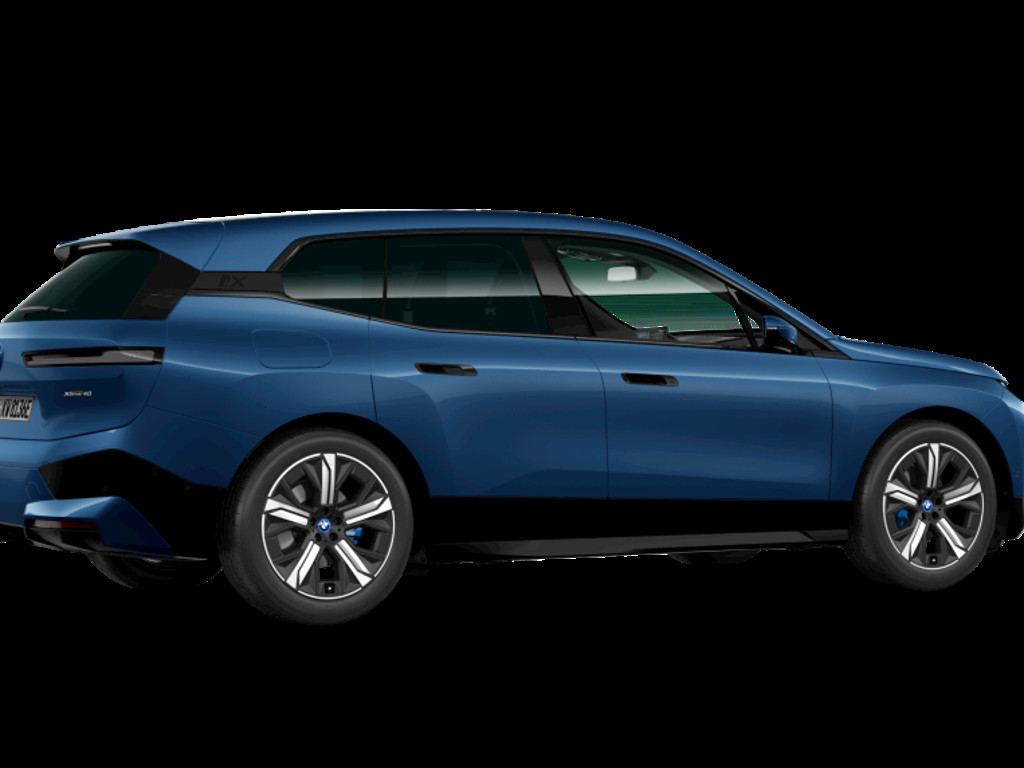 BMW iX