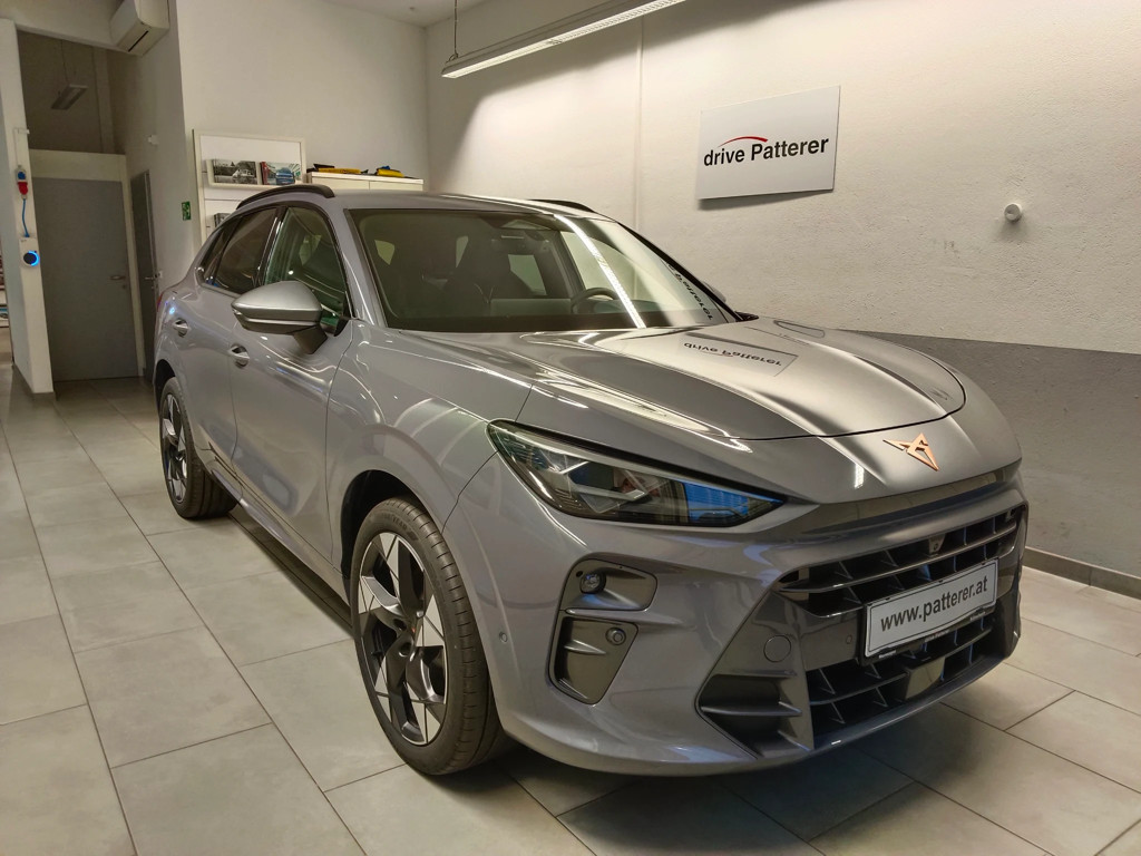 Cupra Terramar 1.5 e-Hybrid