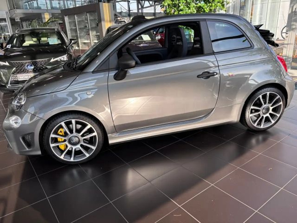 Abarth 695