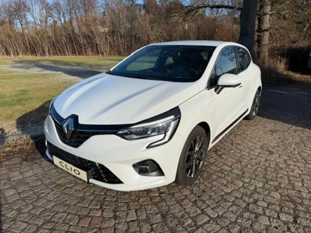 Renault Clio Intens E-Tech Hybrid