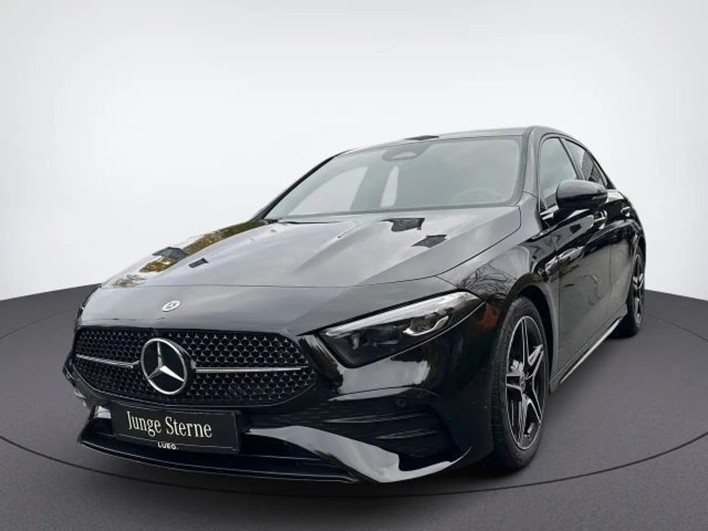 Mercedes-Benz A-Klasse A 180 AMG Line A 180 d