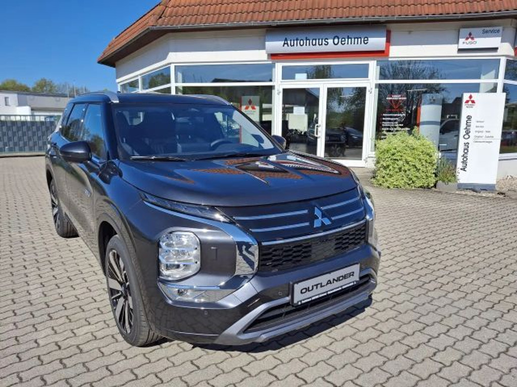 Mitsubishi Outlander PHEV 4WD