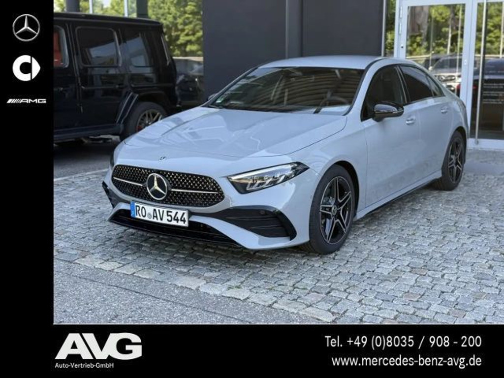 Mercedes-Benz A-Klasse A 200 AMG Line