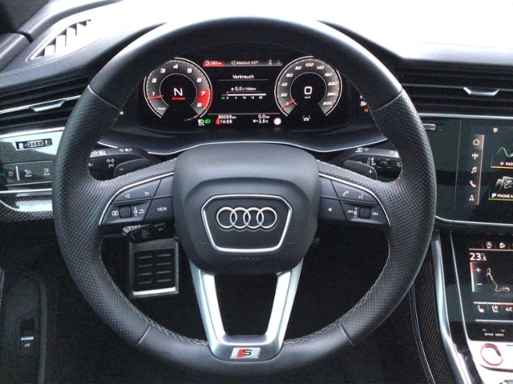 Audi SQ8