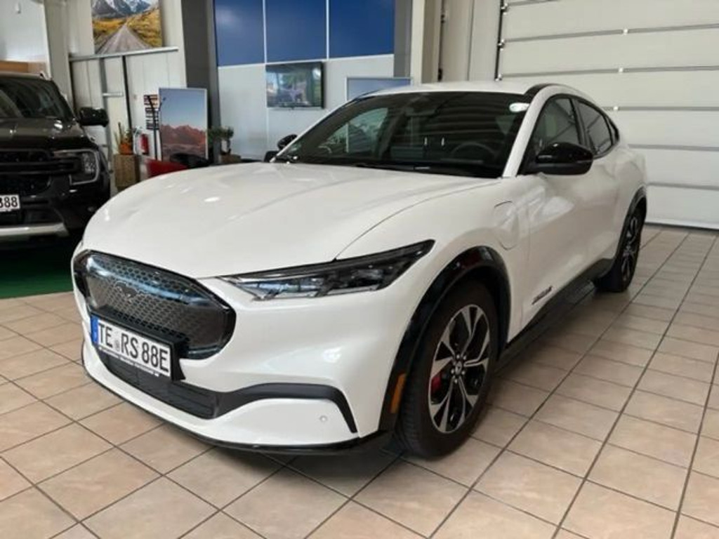 Ford Mustang Mach-E AWD Extended range