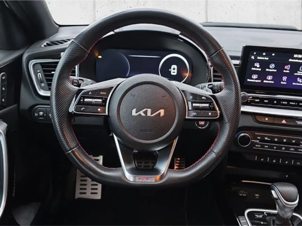 Kia ProCeed