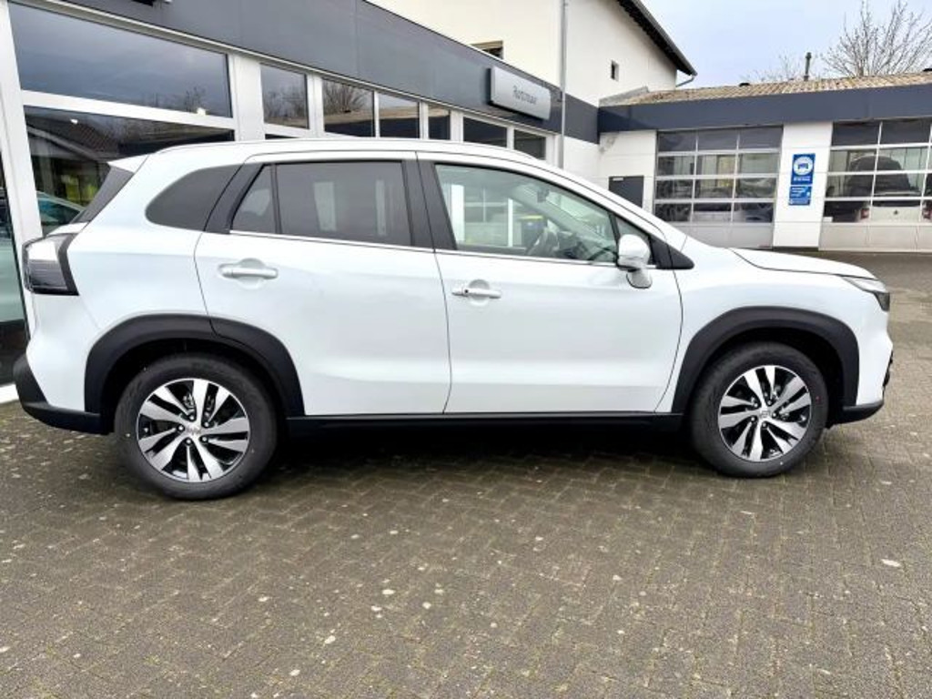 Suzuki S-Cross
