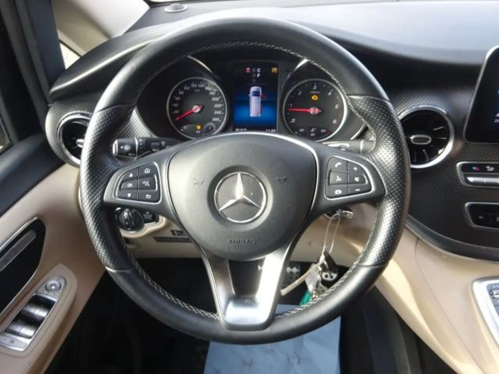 Mercedes-Benz Marco Polo