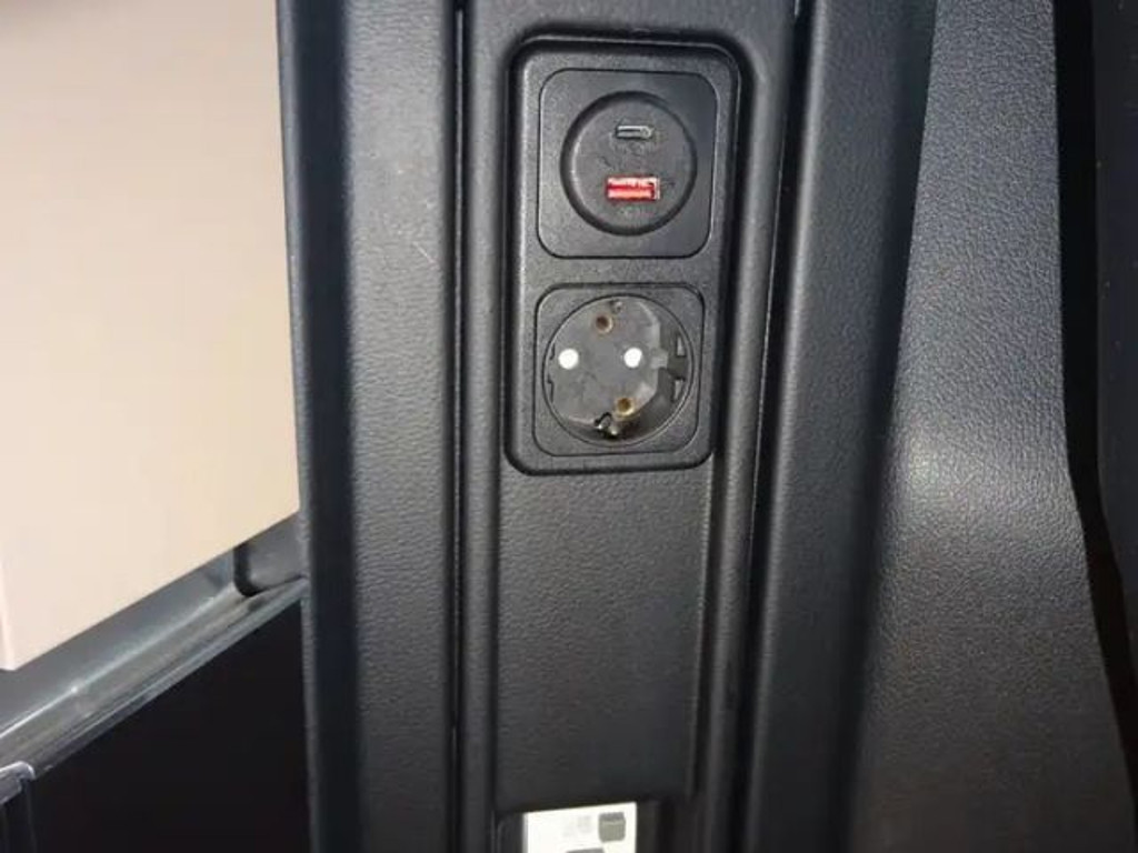 Mercedes-Benz Marco Polo