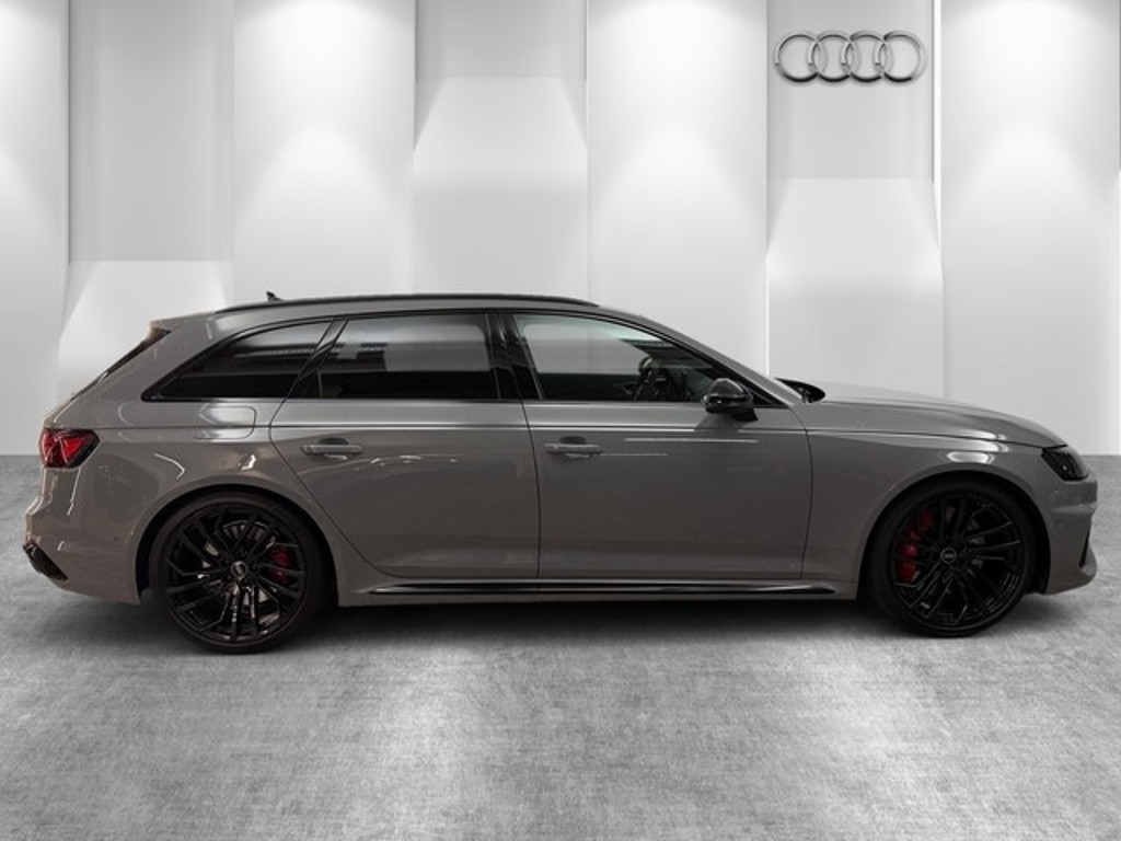 Audi RS4