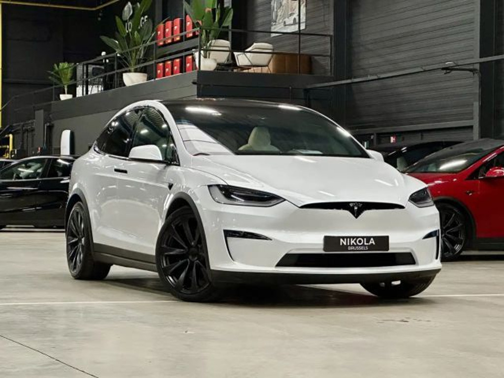 Tesla Model X Plaid