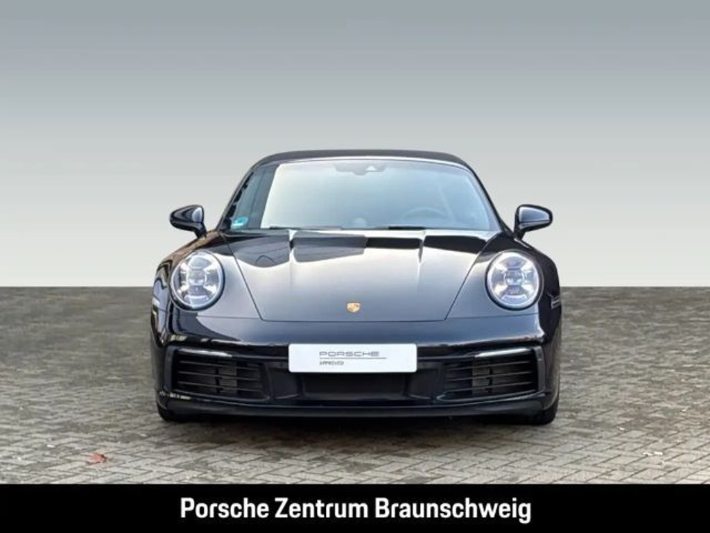 Porsche 992 Cabrio Carrera 4
