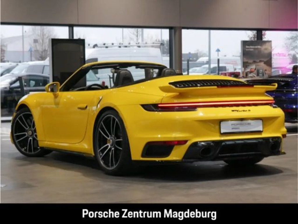 Porsche 992