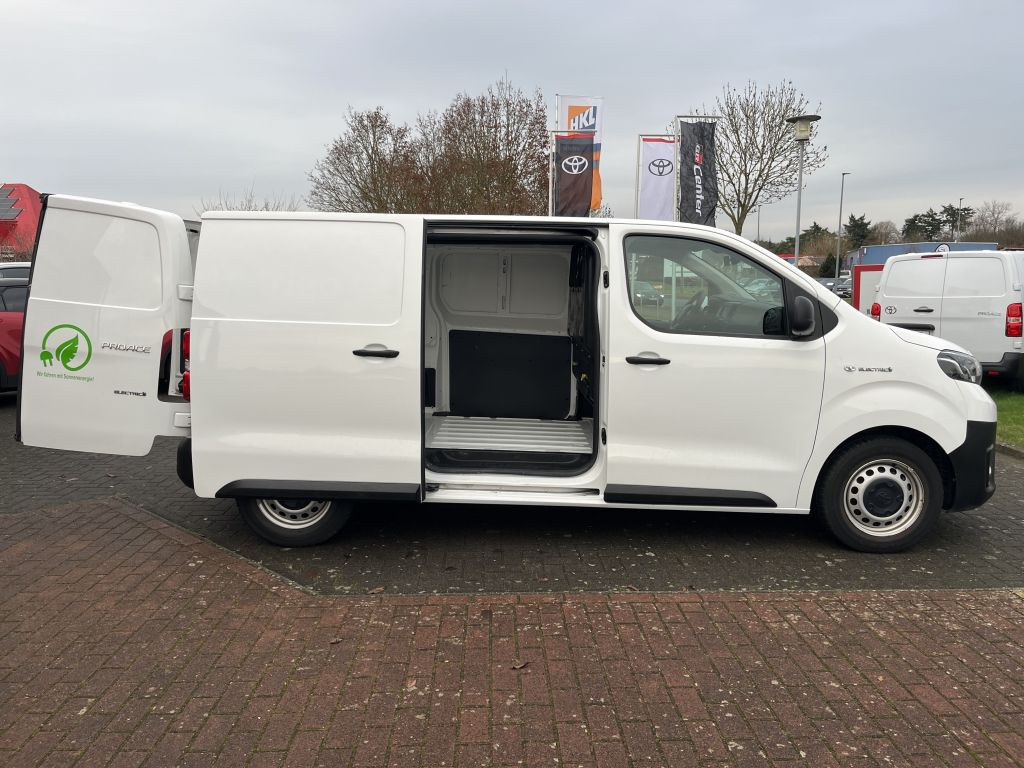 Toyota Proace Verso EV