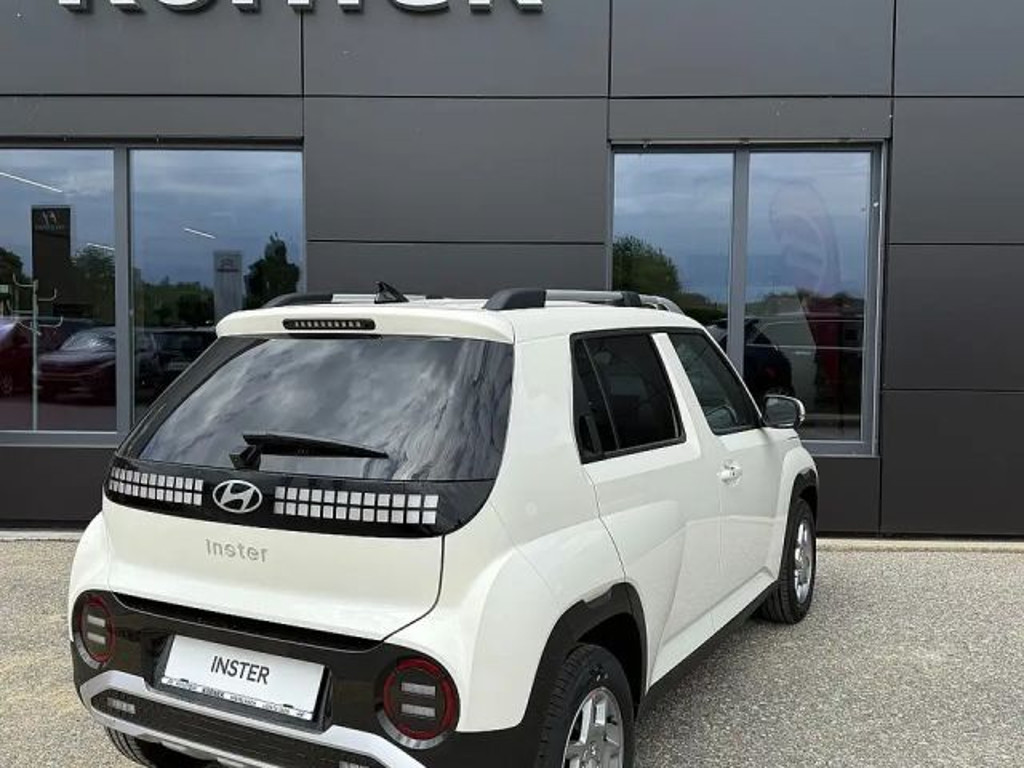 Hyundai INSTER