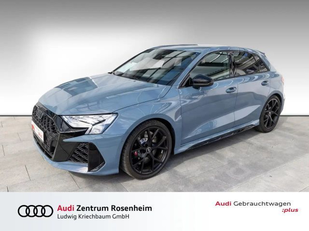 Audi RS3 Sportback Sedan Quattro