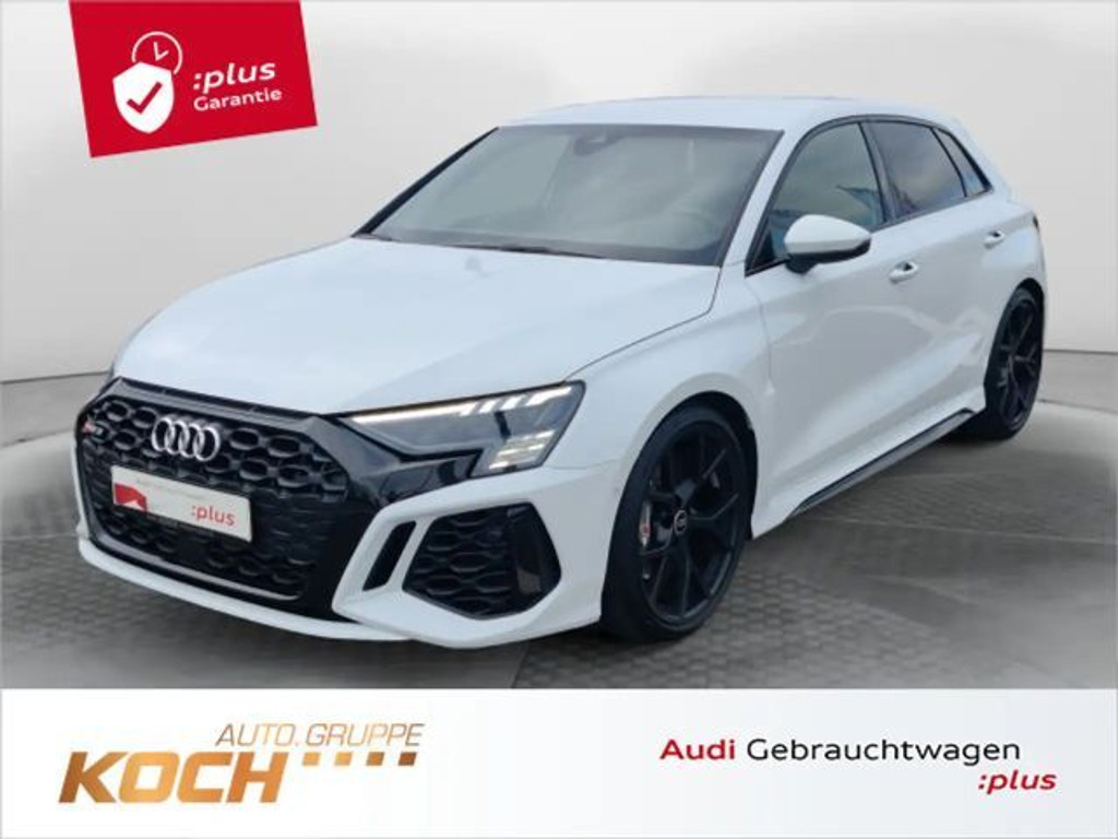 Audi RS3 Sportback Sedan Quattro S-Tronic