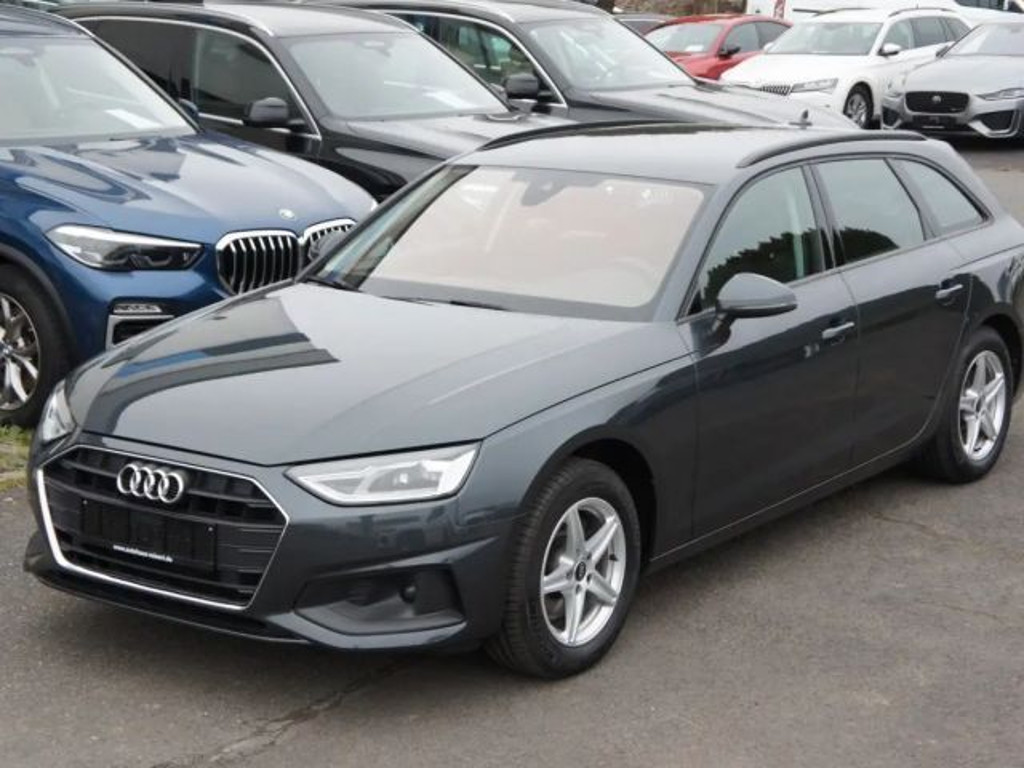 Audi A4 Avant 30 TDI