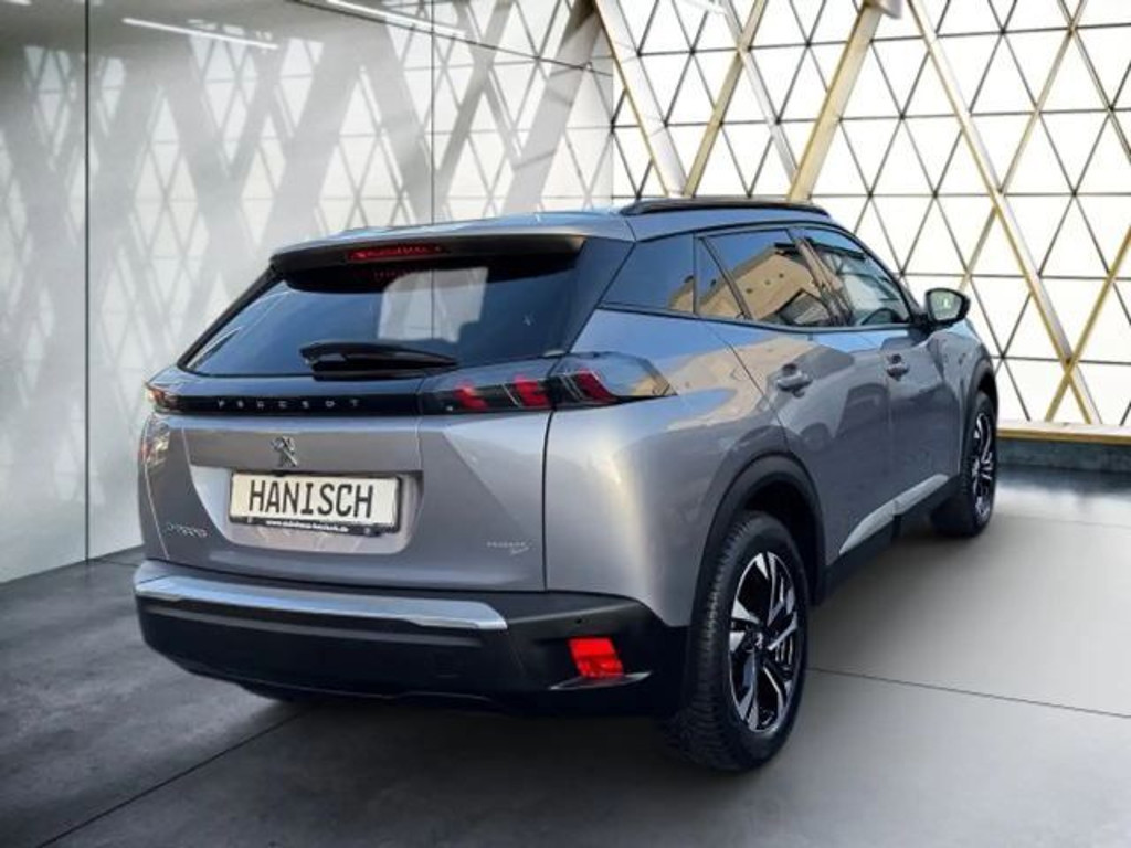 Peugeot e-2008