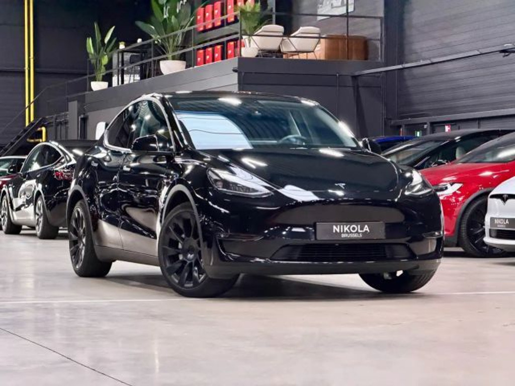 Tesla Model Y Long Range AWD