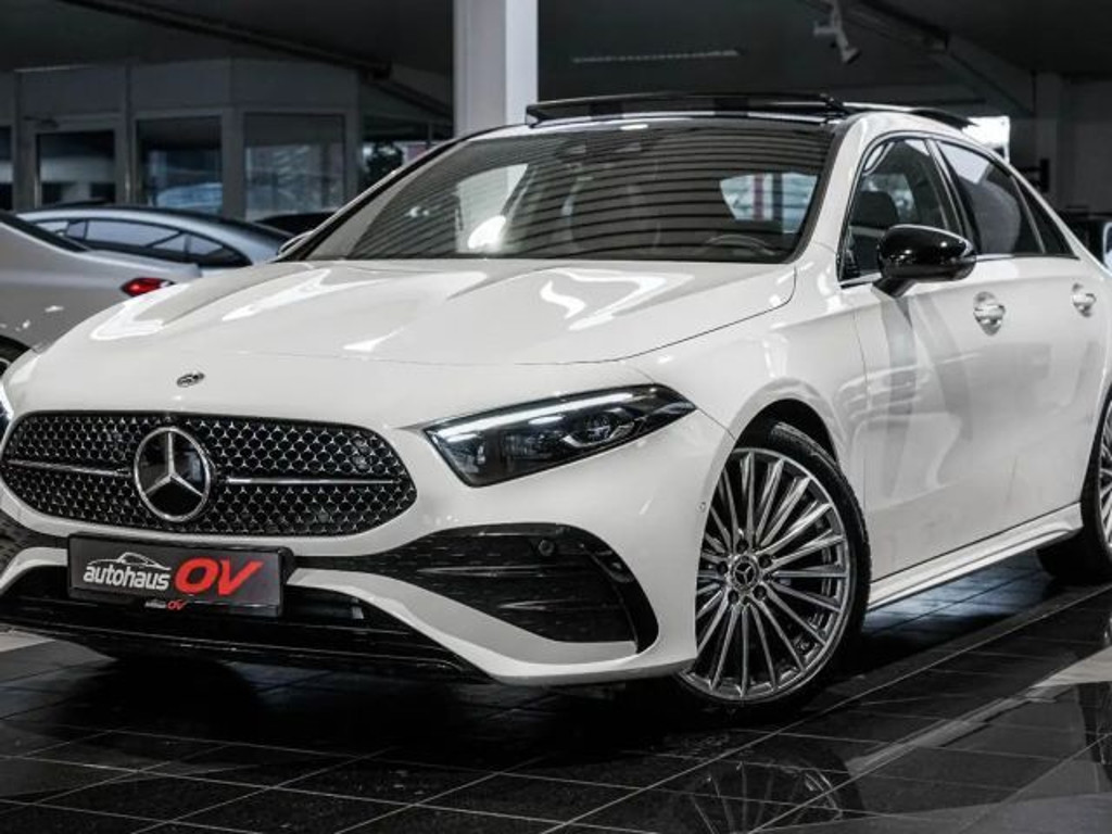 Mercedes-Benz A-Klasse A 250 4MATIC AMG Line Premium Premium Plus