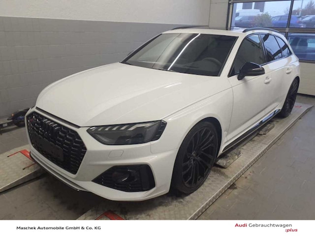 Audi RS4 Avant Quattro