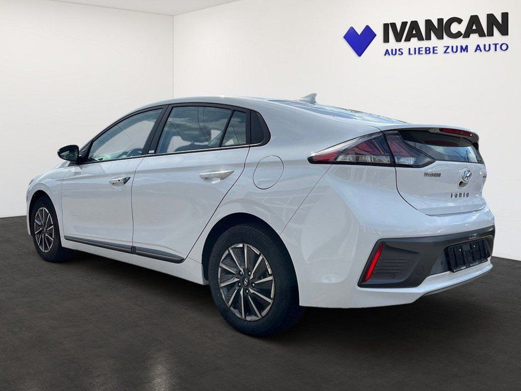 Hyundai Ioniq